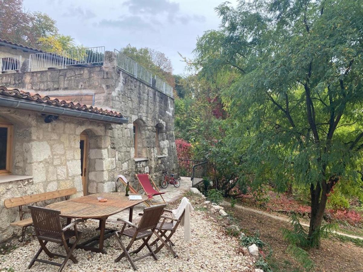Gite Les Cabanes De Fallot Pour 15 Personnes - Piscine Naturelle L'isle-Bouzon Exteriör bild