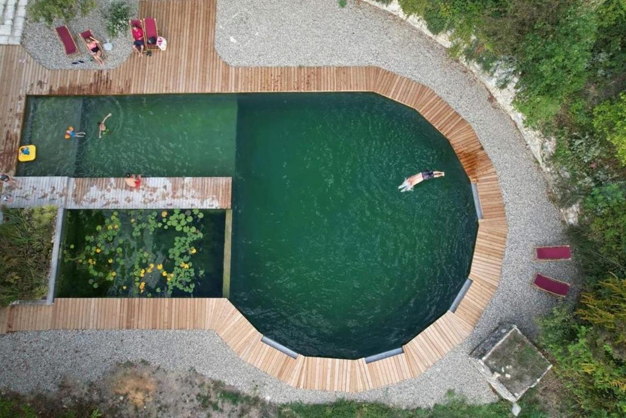 Gite Les Cabanes De Fallot Pour 15 Personnes - Piscine Naturelle L'isle-Bouzon Exteriör bild